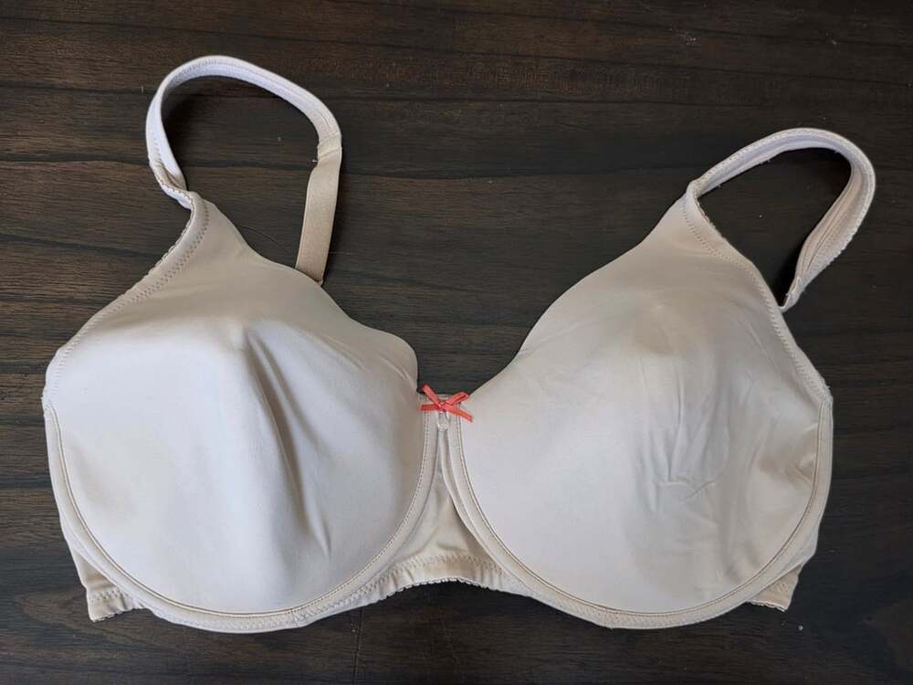 Honey Underwire Bra Size 40DDD Beige Crystal Detail